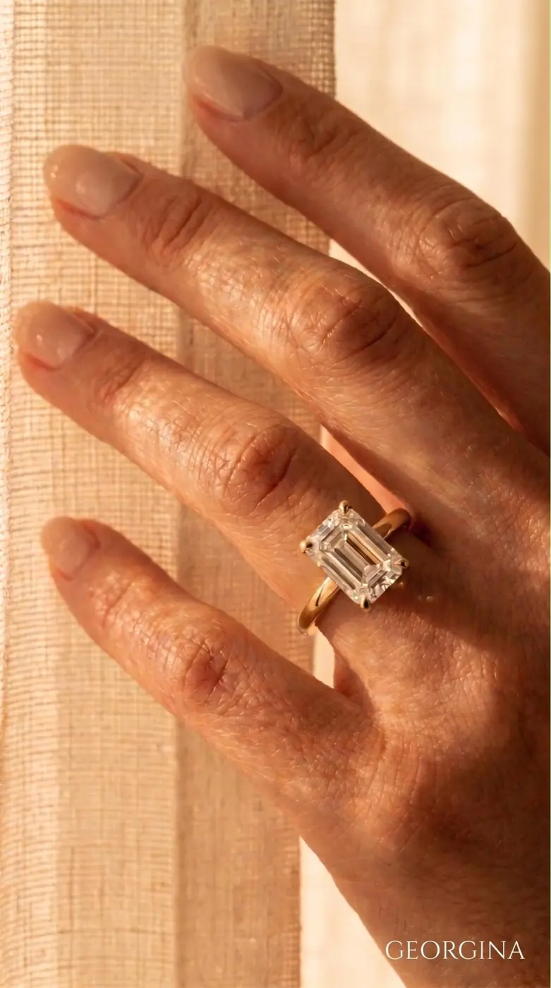 Ring worn on the hand